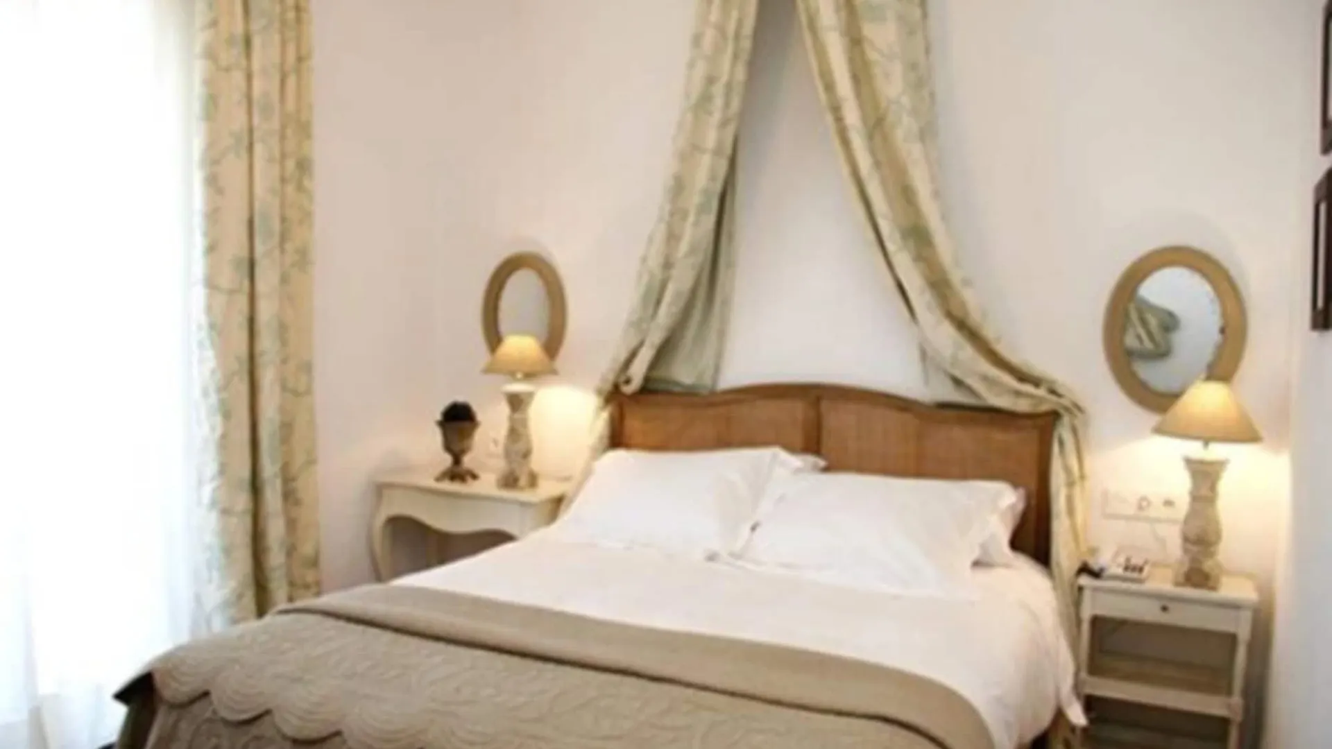 B Bou Hotel Cortijo Bravo Velez Malaga 4*,